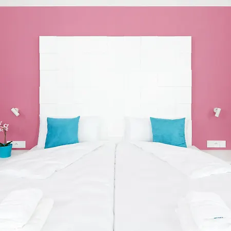 River Apartment Prag